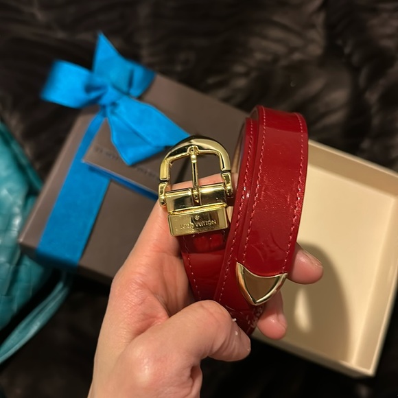 Louis Vuitton belt - Picture 1 of 3
